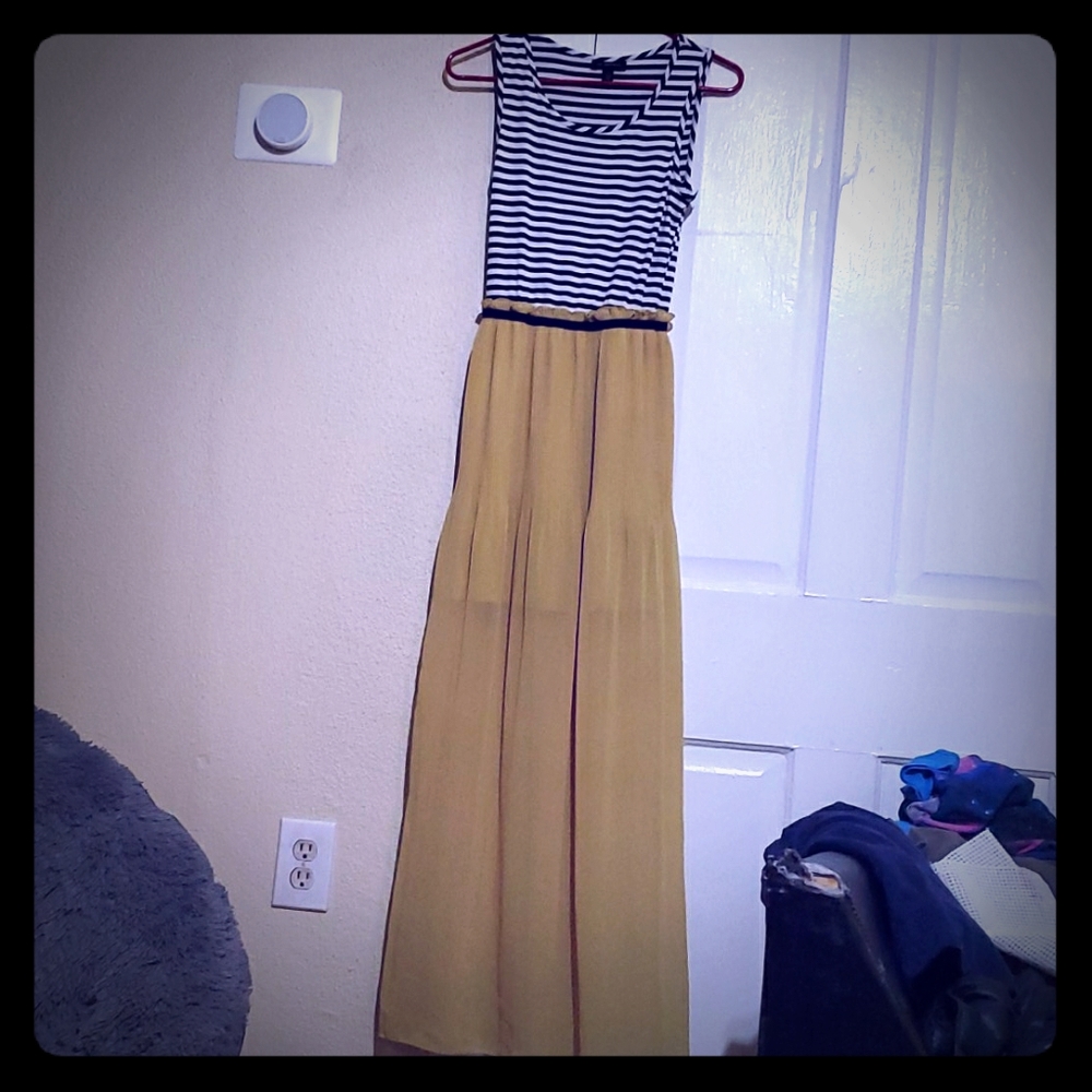 Dress (Jodi kristopher)